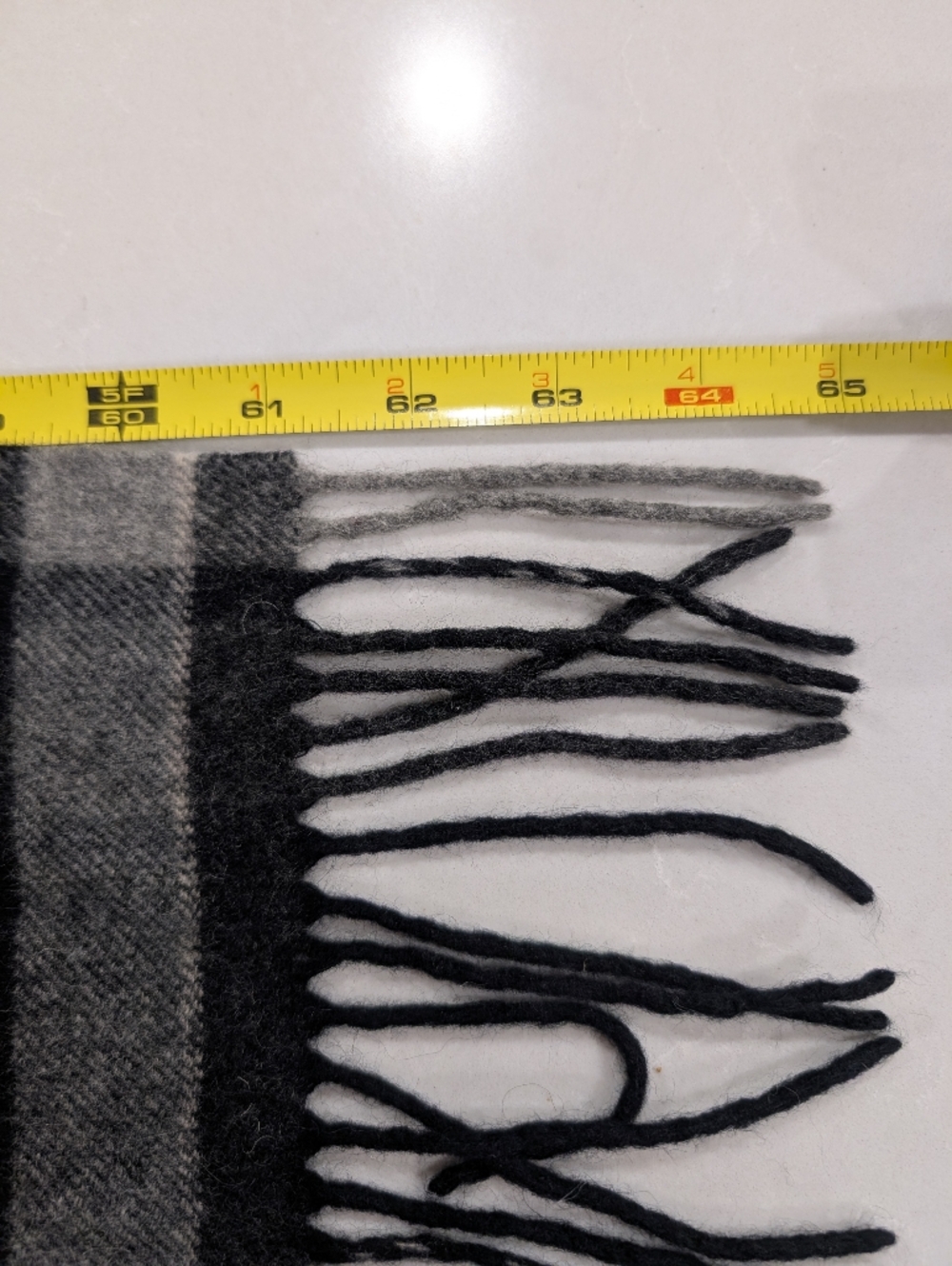 Club Room 100% Cashmere Black & Grey Plaid Scarf - Picture 4 of 6
